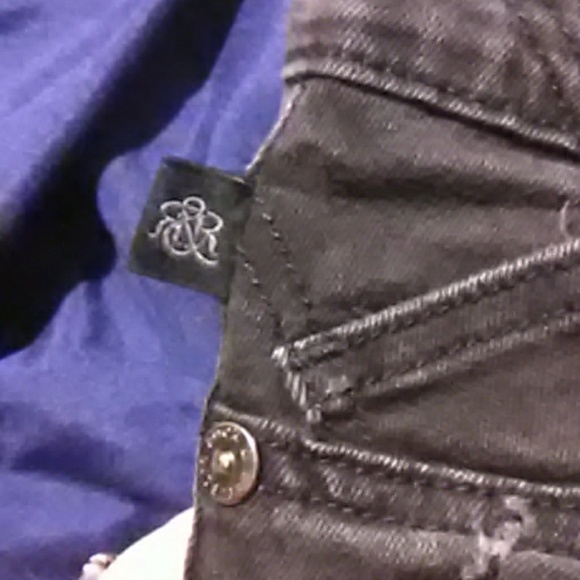 Rock & Republic Black Deconstructed Jeans - Picture 5 of 8